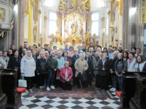 Read more about the article Tržaški Slovenci na romarskem izletu na Celjskem